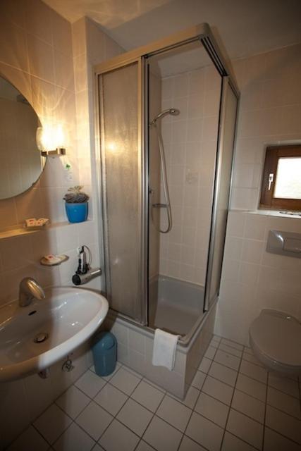 Astra Hotel Ulm Quarto foto
