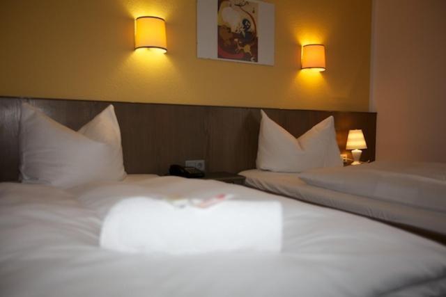 Astra Hotel Ulm Quarto foto